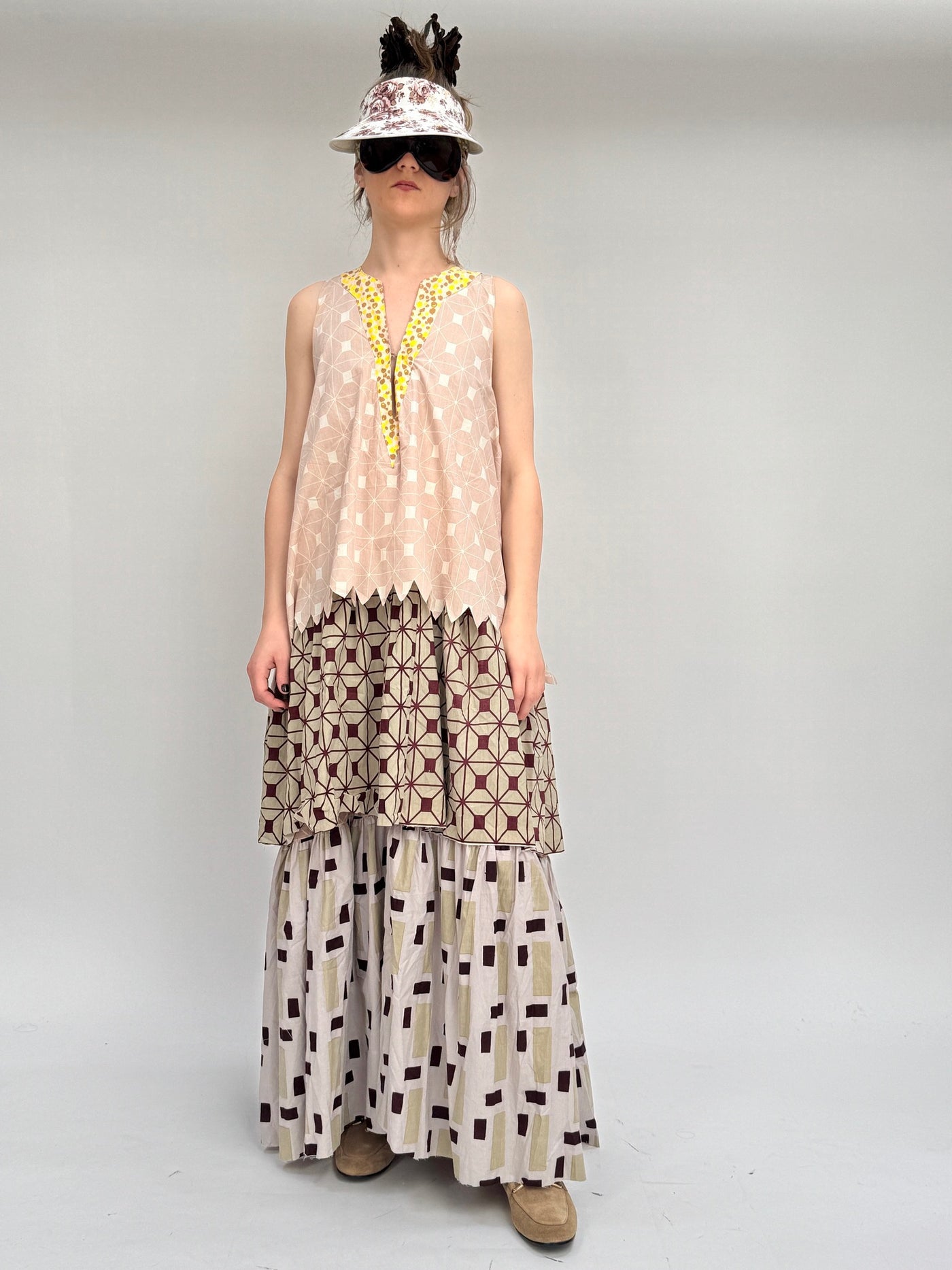 Elegant layered cotton summer dress – women’s resort wear outfit
