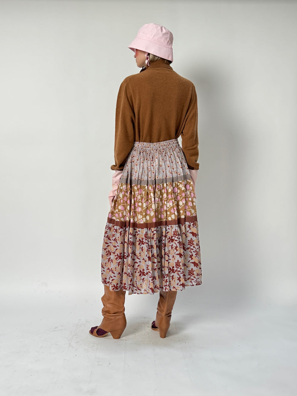 Midcalf Skirt