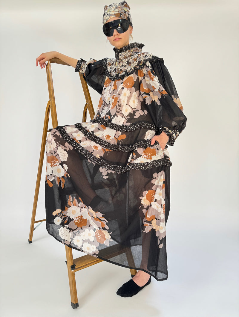 Robe Queen Victoria