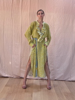 Robe longue à volants