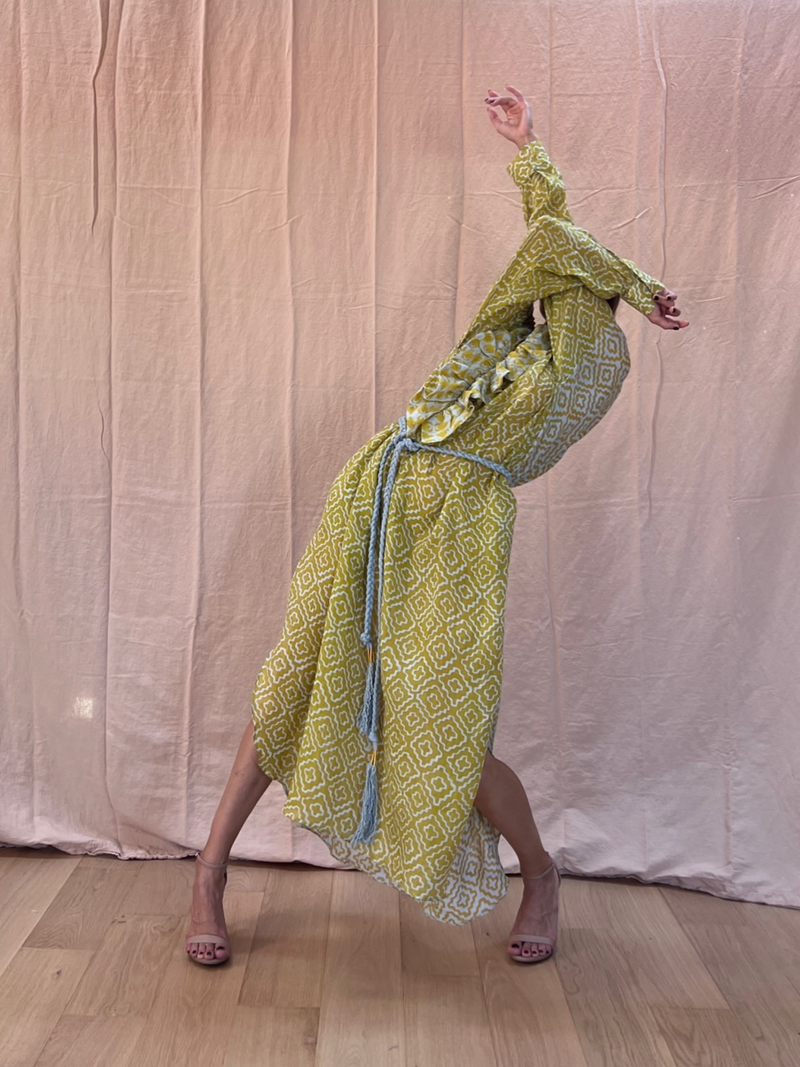 Robe longue à volants