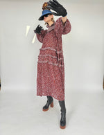 Queen Victoria dress
