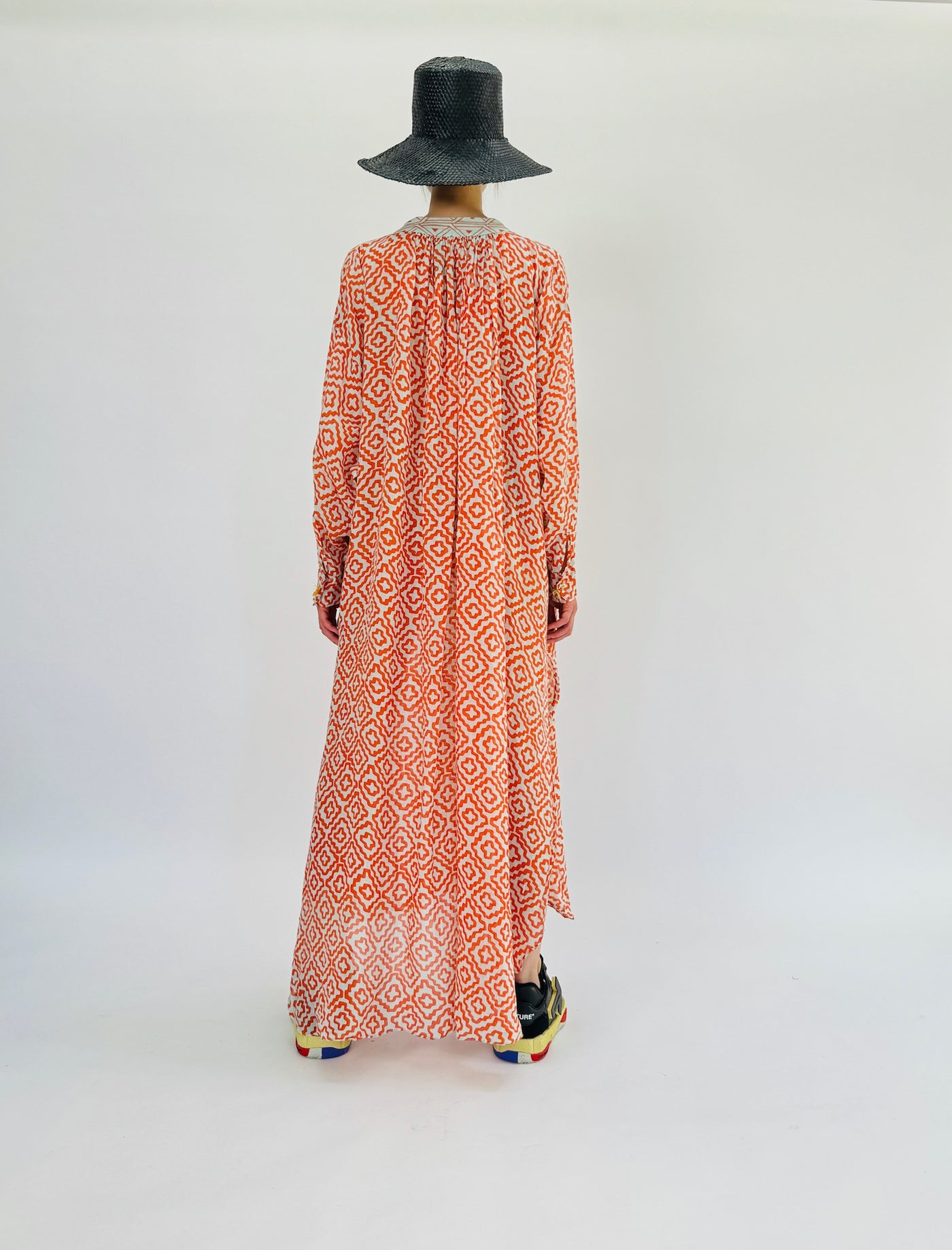 Robe longue à volants