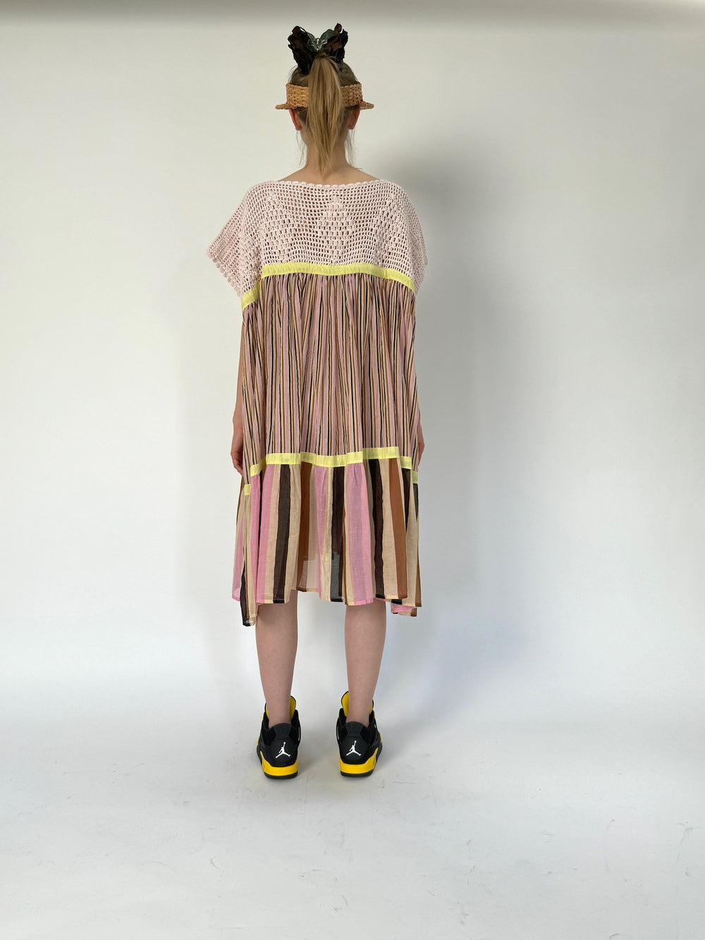 Robe coupe-vent courte au crochet
