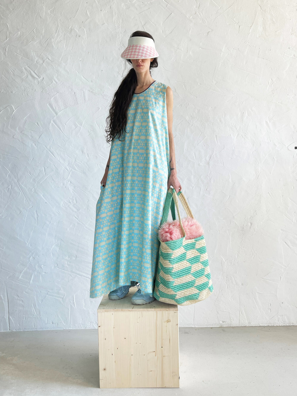 Robe longue sans manches